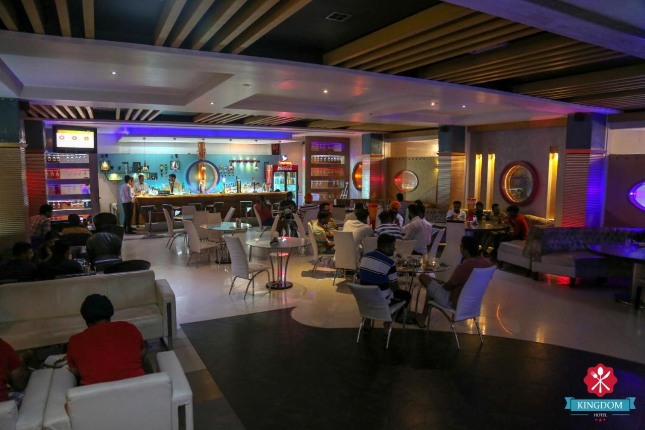 Kingdom Hotel Moga Экстерьер фото